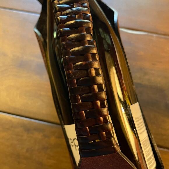 Madeira Wine Portugal Leather Wine Bottle Server Carrier - Picture 3 of 12